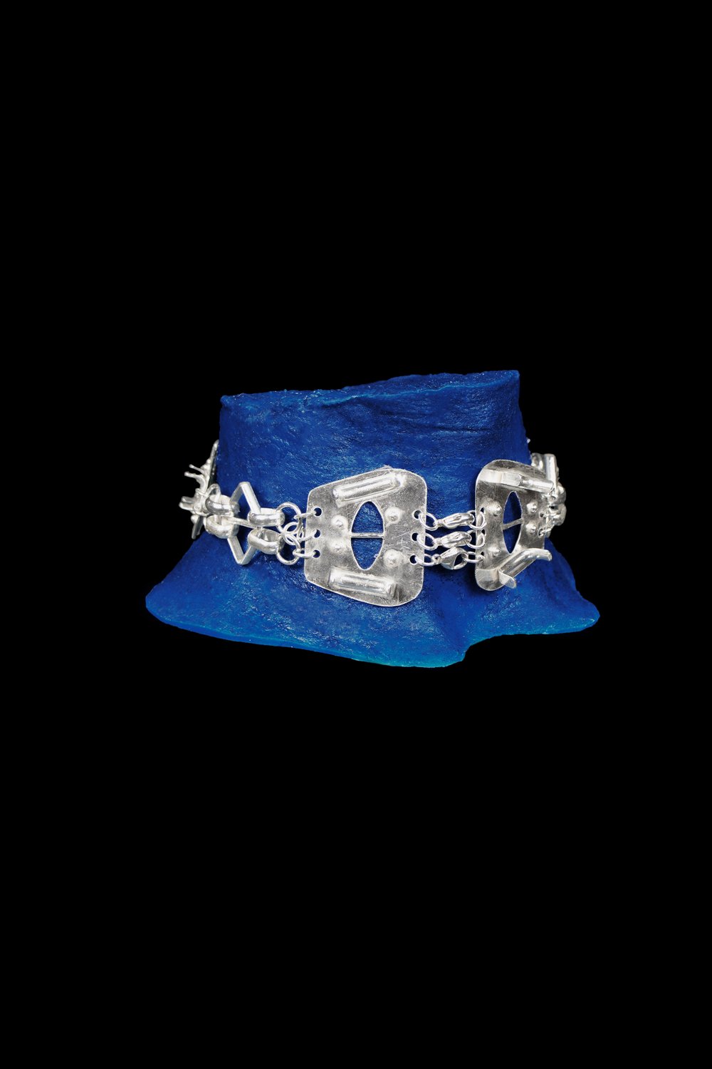 SIRENS OF BAHAR necklace - Moveslowfast
